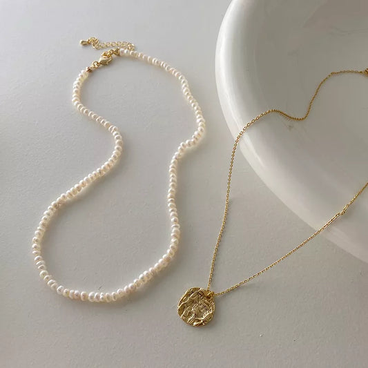Freshwater Pearl & Gold Pendant Necklace